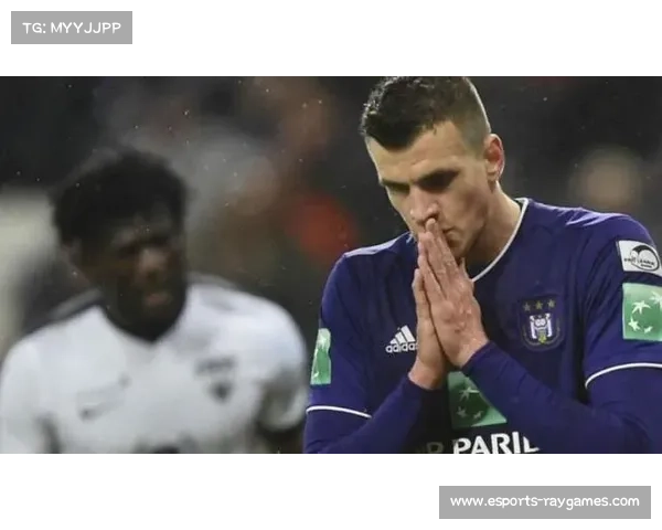 昂达夫帽子戏法救主，斯图加特锋霸的绝平之夜